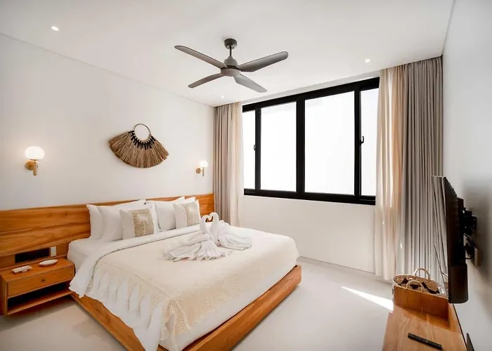 Six Palm 3 - 2br Rooftop Near Padang