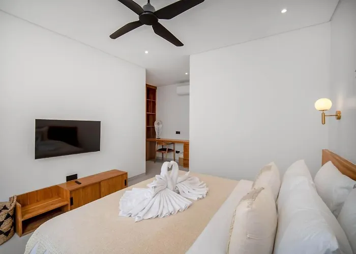 Villa Six Palm 3 - 2br Rooftop Near Padang *