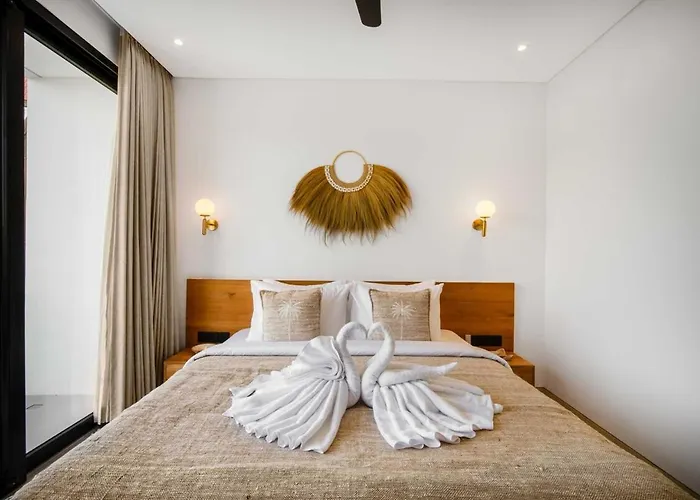 Six Palm 3 - 2br Rooftop Near Padang Villa Pecatu (Bali)
