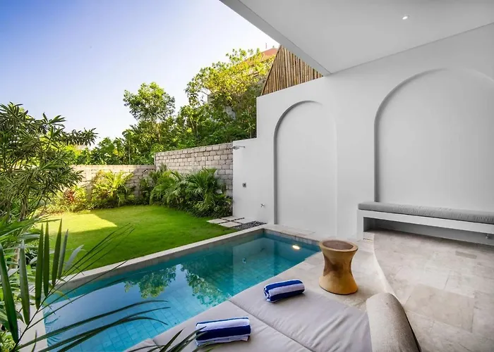 Six Palm 3 - 2br Rooftop Near Padang Villa Pecatu (Bali)