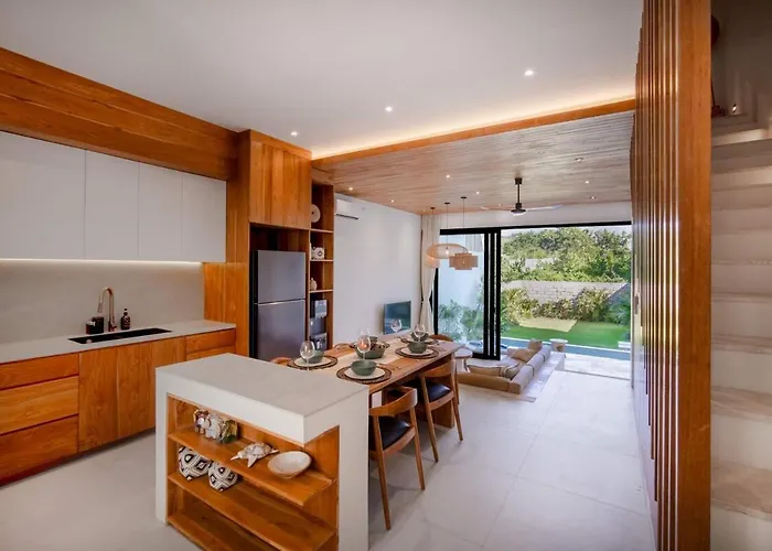 Six Palm 3 - 2br Rooftop Near Padang